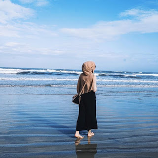 Puisi : Gemulai