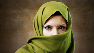 Puisi : Cintai Aku Seperti Khodijah