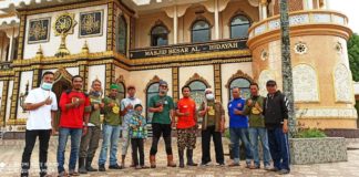Ansor Banser Bantu Penyemprotan Masjid Al – Hidayah Baturiti Tabanan
