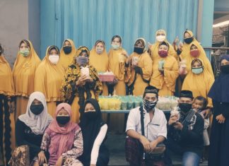 Takjil Gratis Al Mufidah Kediri Tabanan Di Bulan Ramadhan