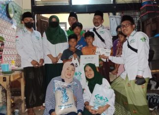 NU CARE-LAZISNU Tabanan Serahkan Bantuan Untuk Korban Kebakaran dan Kecelakaan Seorang Pedagang NU CARE-LAZISNU Tabanan Serahkan Bantuan Untuk Korban Kebakaran dan Kecelakaan Seorang Pedagang
