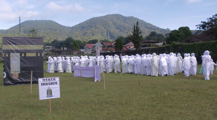 Manasik haji fatayat nu baturiti & muslimat nu baturiti
