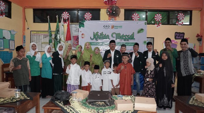 Khitanan Massal Meriahkan 2 Dekade Pengabdian Lazisnu Peringatan 2 dekade Lazisnu