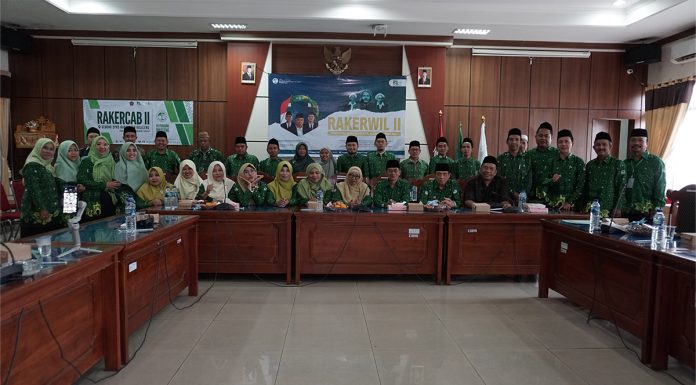 PW Pergunu Bali Gelar Rakerwil, Dukung Penguatan Mutu Pendidikan Berbasis Aswaja Pergunu: Foto bersama peserta dan tamu undangan yang bertempat di gedung DPRD Kabupaten Buleleng, 27/01/25